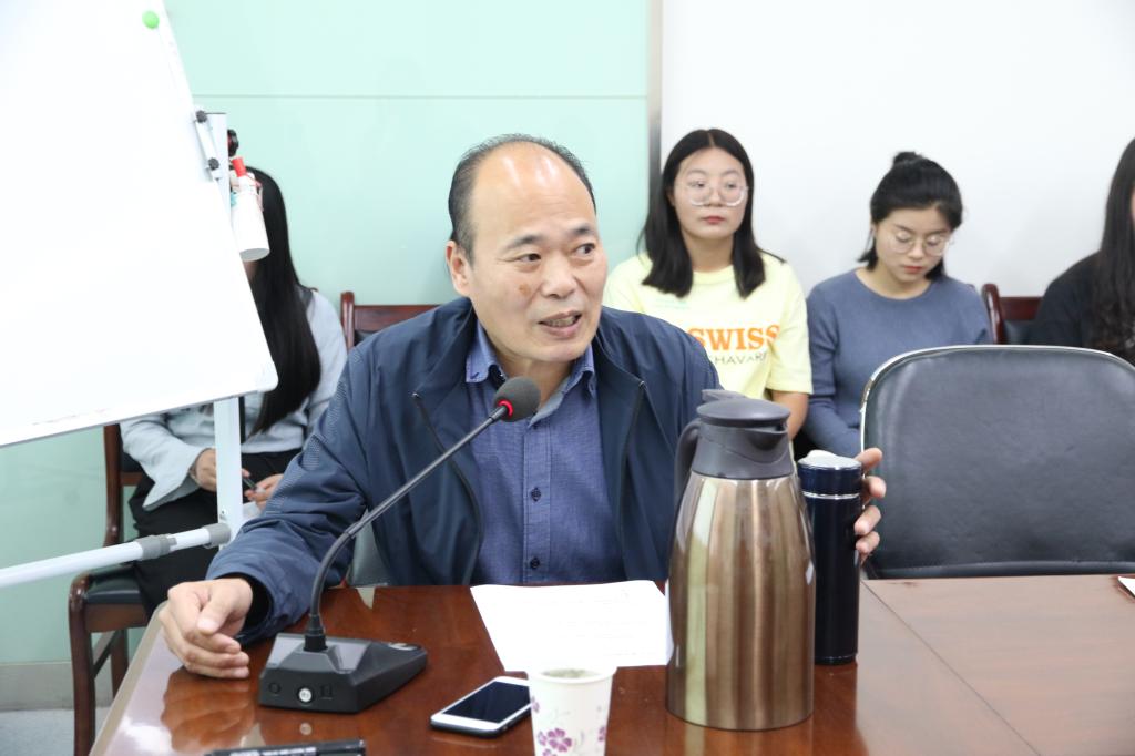 best365官网新生入学教育——“求是”讲堂(一)